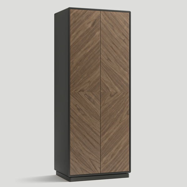 Большой шкаф, фасад №7 «орех», ножки №6 «цоколь 62мм»